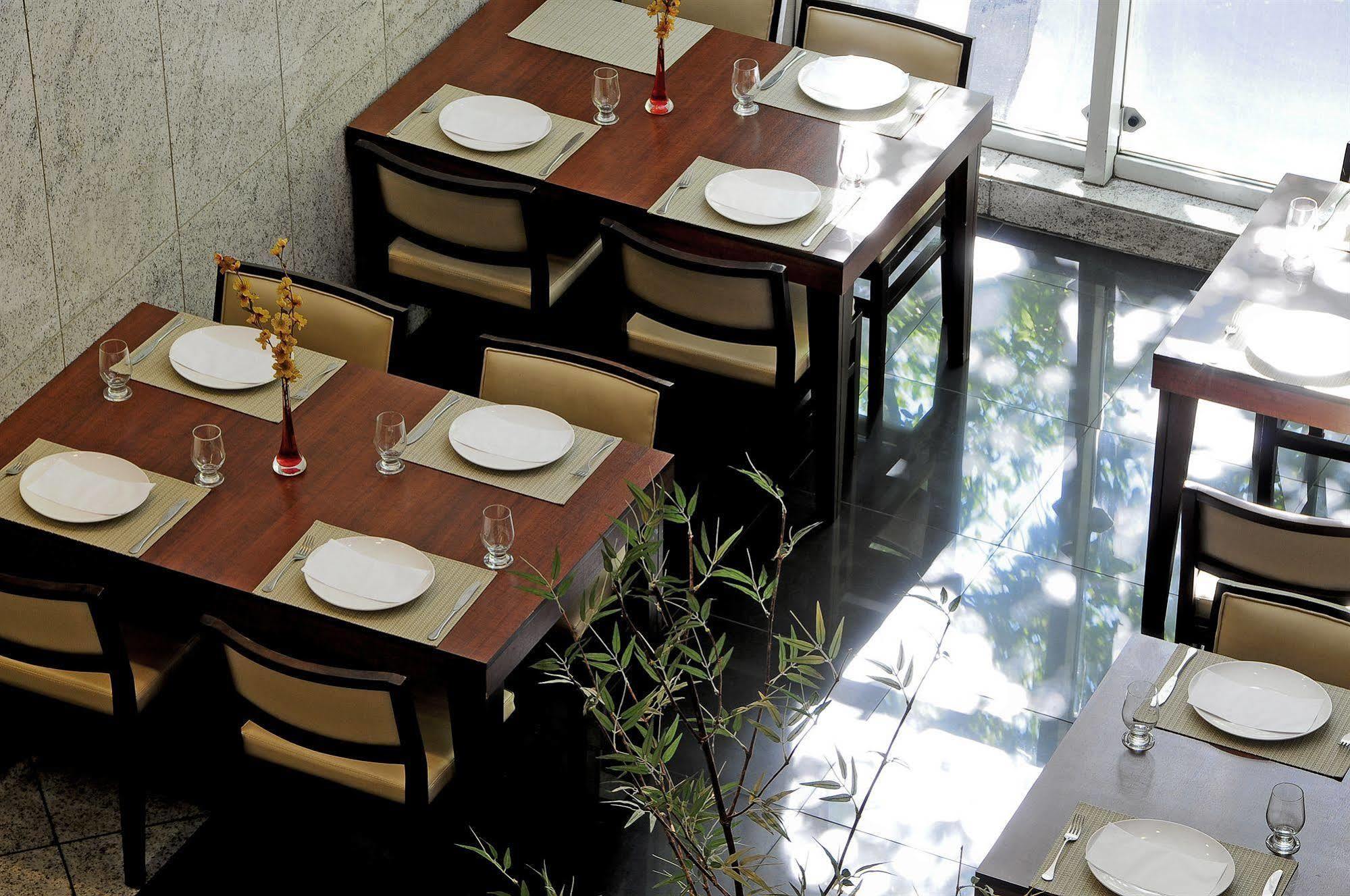 Bristol Merit Hotel Belo Horizonte Exterior photo
